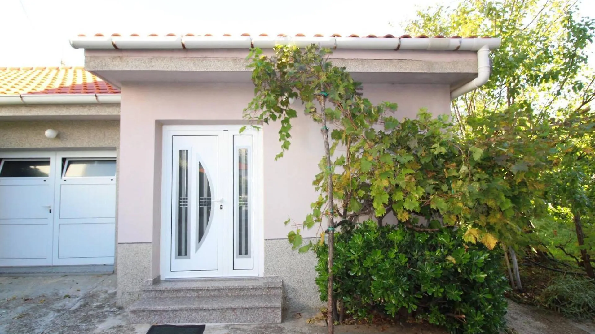 Apartment Gabriela 2 Baska